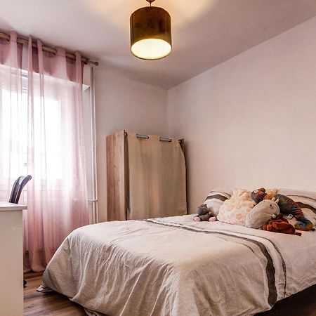 Suite T5 Rennes Gare - Parking Prive Gratuit Eksteriør bilde